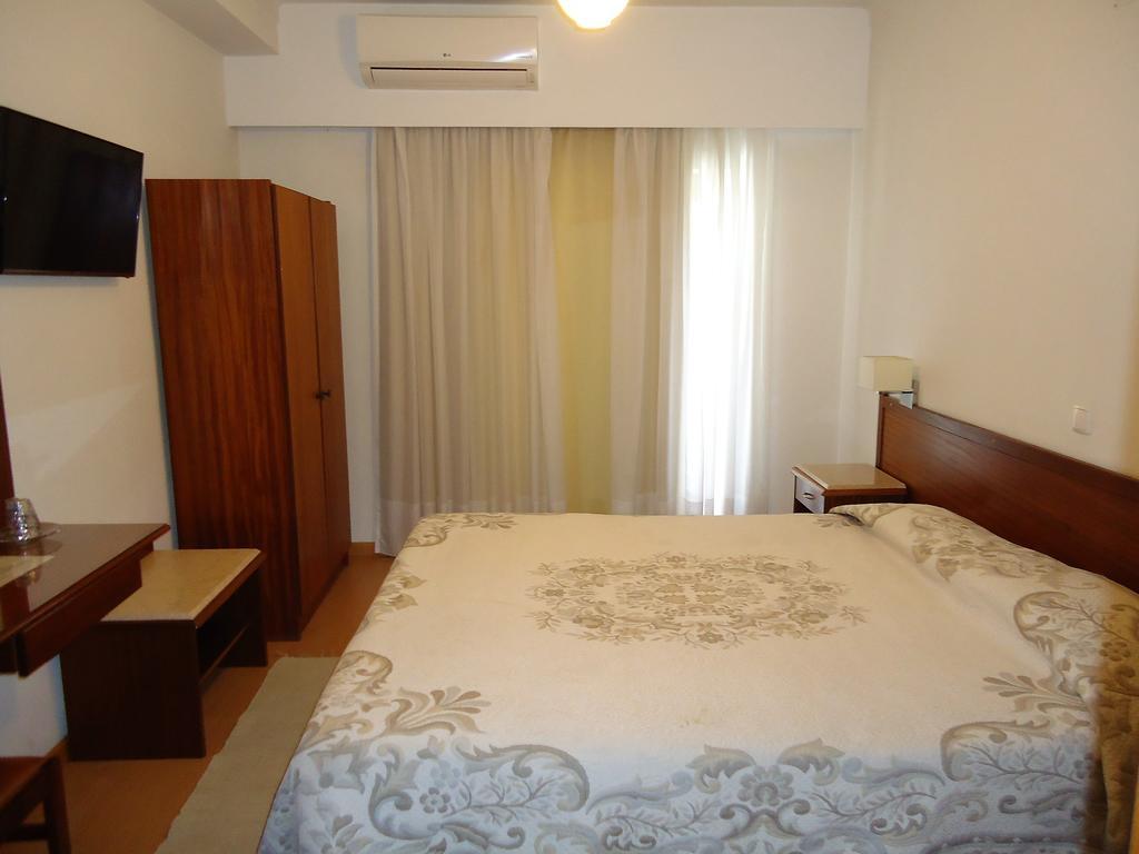 Residencial Coroa D'Ouro Hotel Fatima Ngoại thất bức ảnh