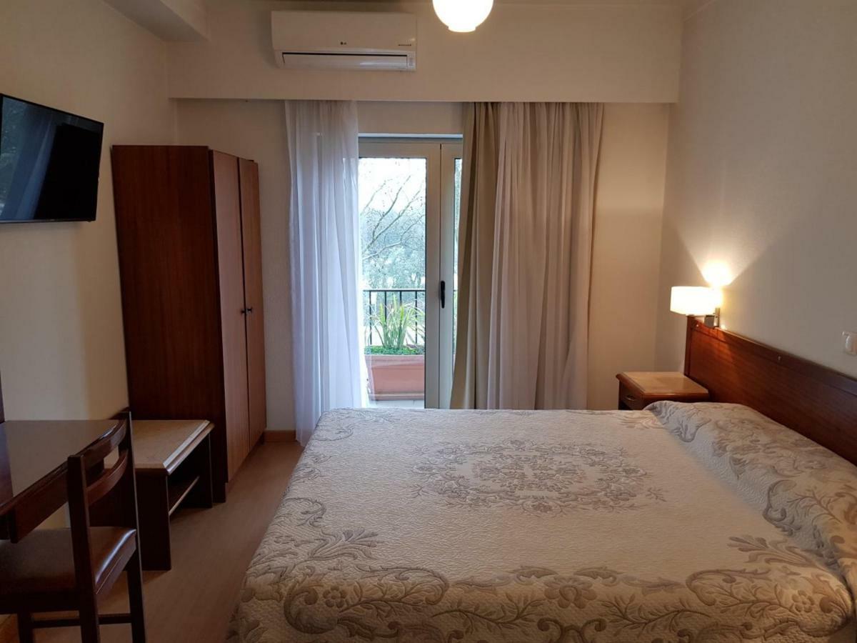 Residencial Coroa D'Ouro Hotel Fatima Ngoại thất bức ảnh